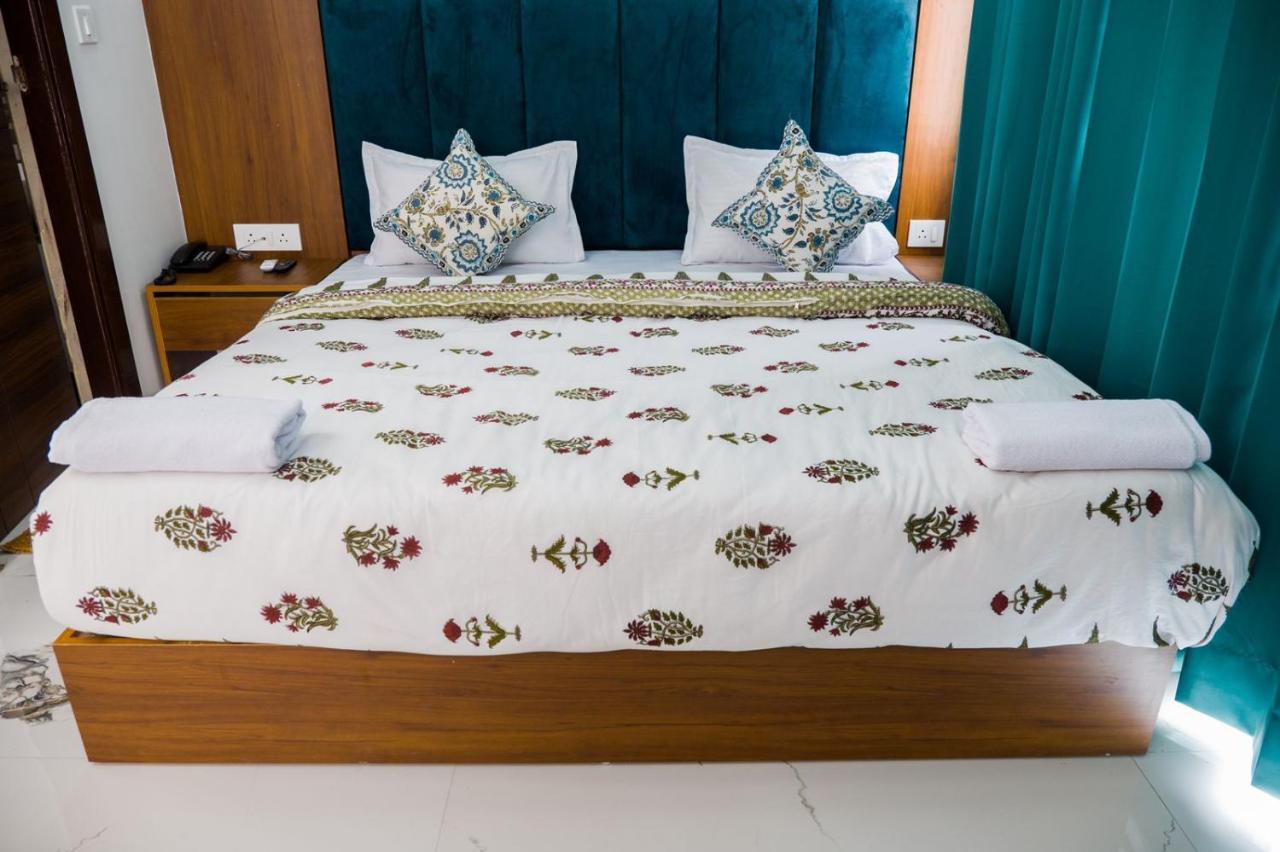 The Vinayak By Le Pension Stays Risikés Kültér fotó
